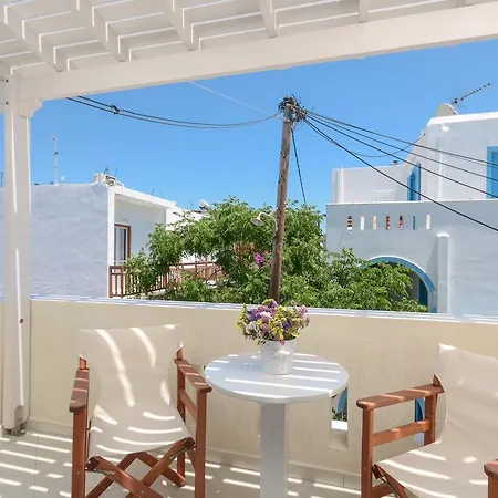 Ormos Holiday Studios * Naxos City